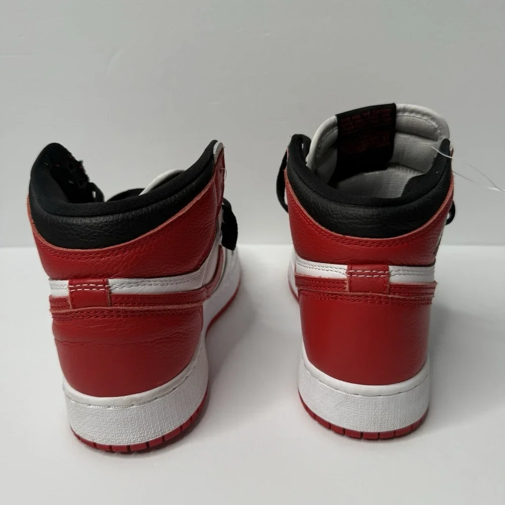 Nike Air Jordan 1‎ Retro High OG Heritage Red White 555088-161 Womens Sz 7 , 5Y